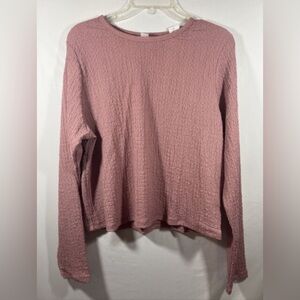 size XL Old Navy pink shirt